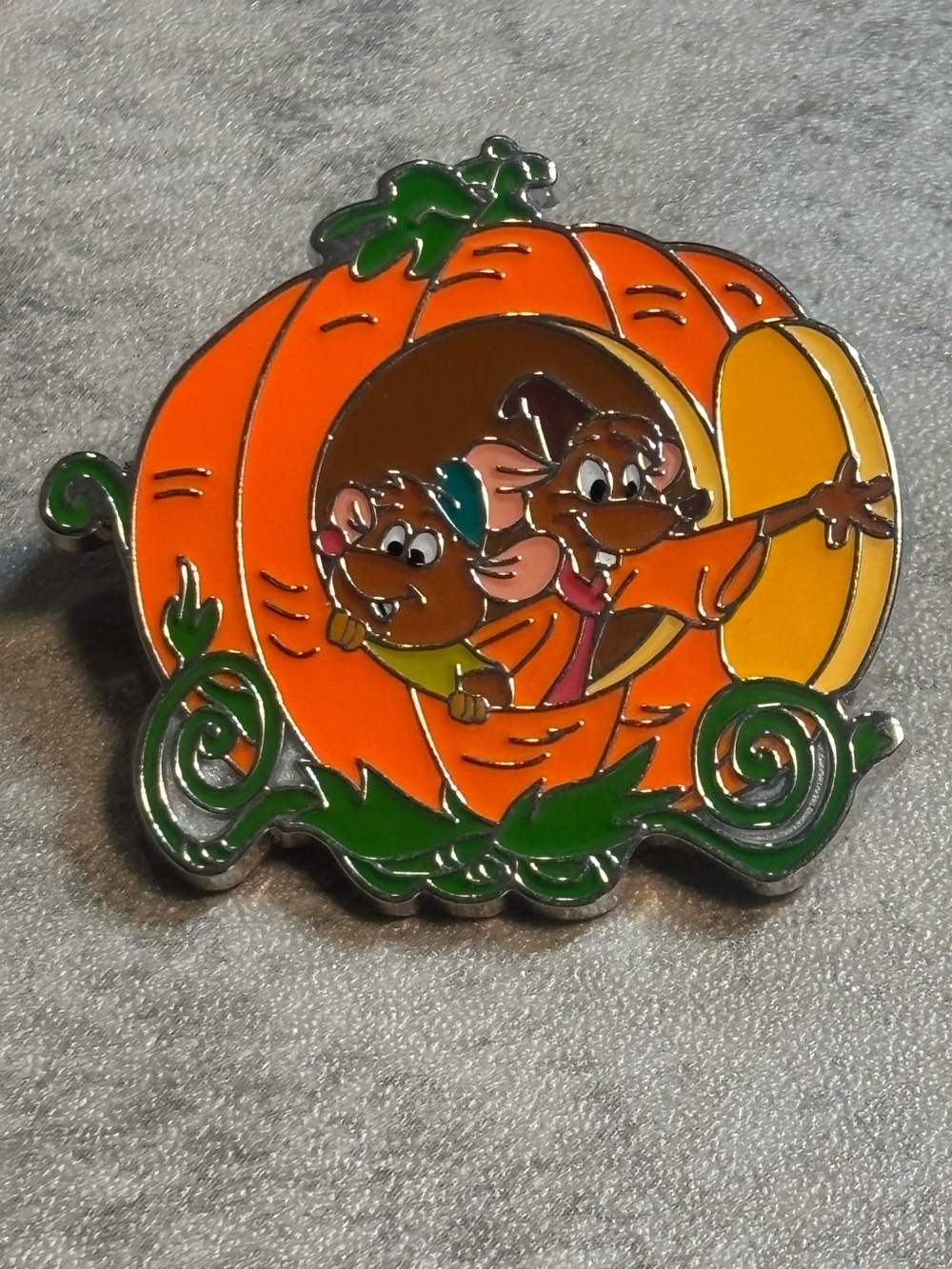 2024 Disney Parks Imaginative Icons Pin Gus & Jaq Cinderella Pumpkin Coach